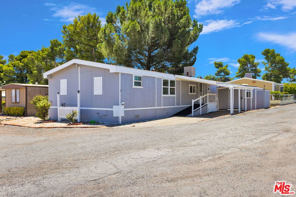 10200 Johnson Road 40, Phelan, CA 92371 — photo 1