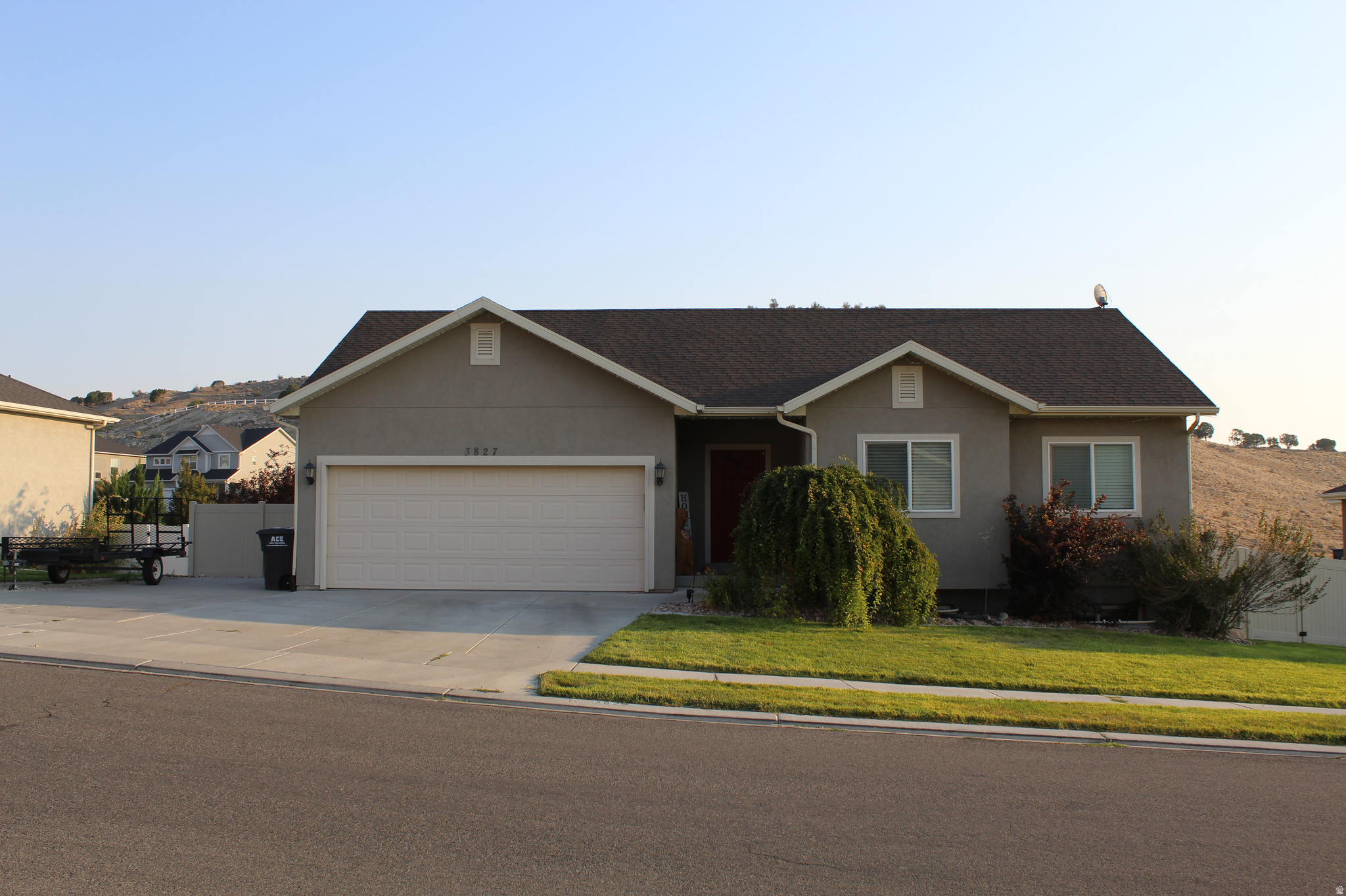 3827 E PAWNEE RD, Eagle Mountain, UT 84005 — photo 1