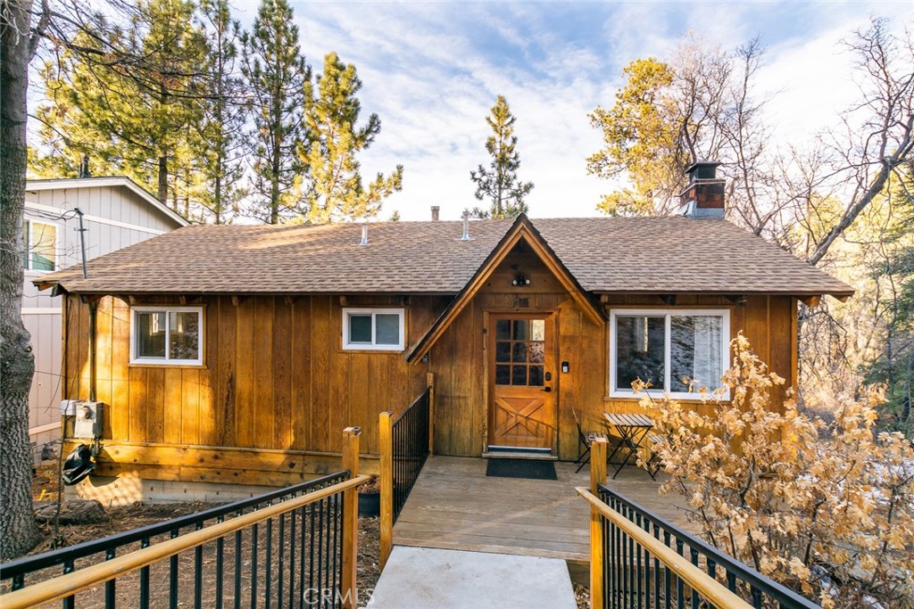 860 Villa Grove Ave, Big Bear City, CA 92314 — photo 1