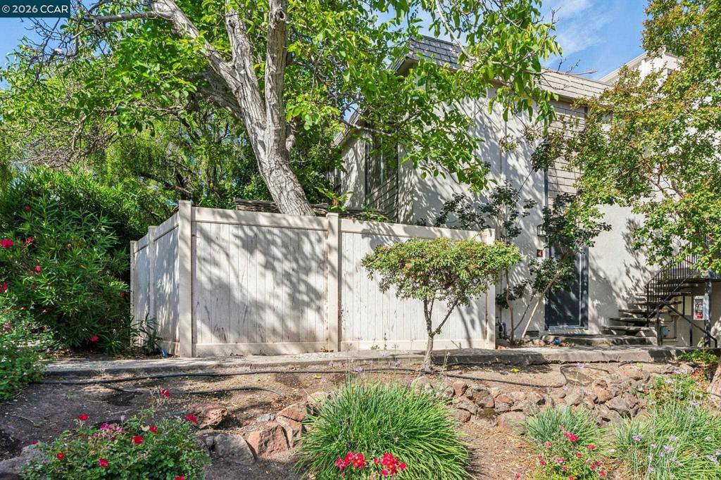 2035 Sierra Rd 4, Concord, CA 94518 — photo 1