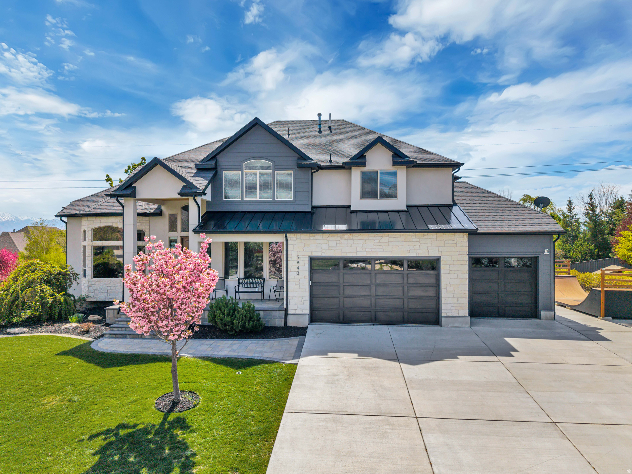 5843 W CENTURY HEIGHTS DR, Highland, UT 84003 — photo 1