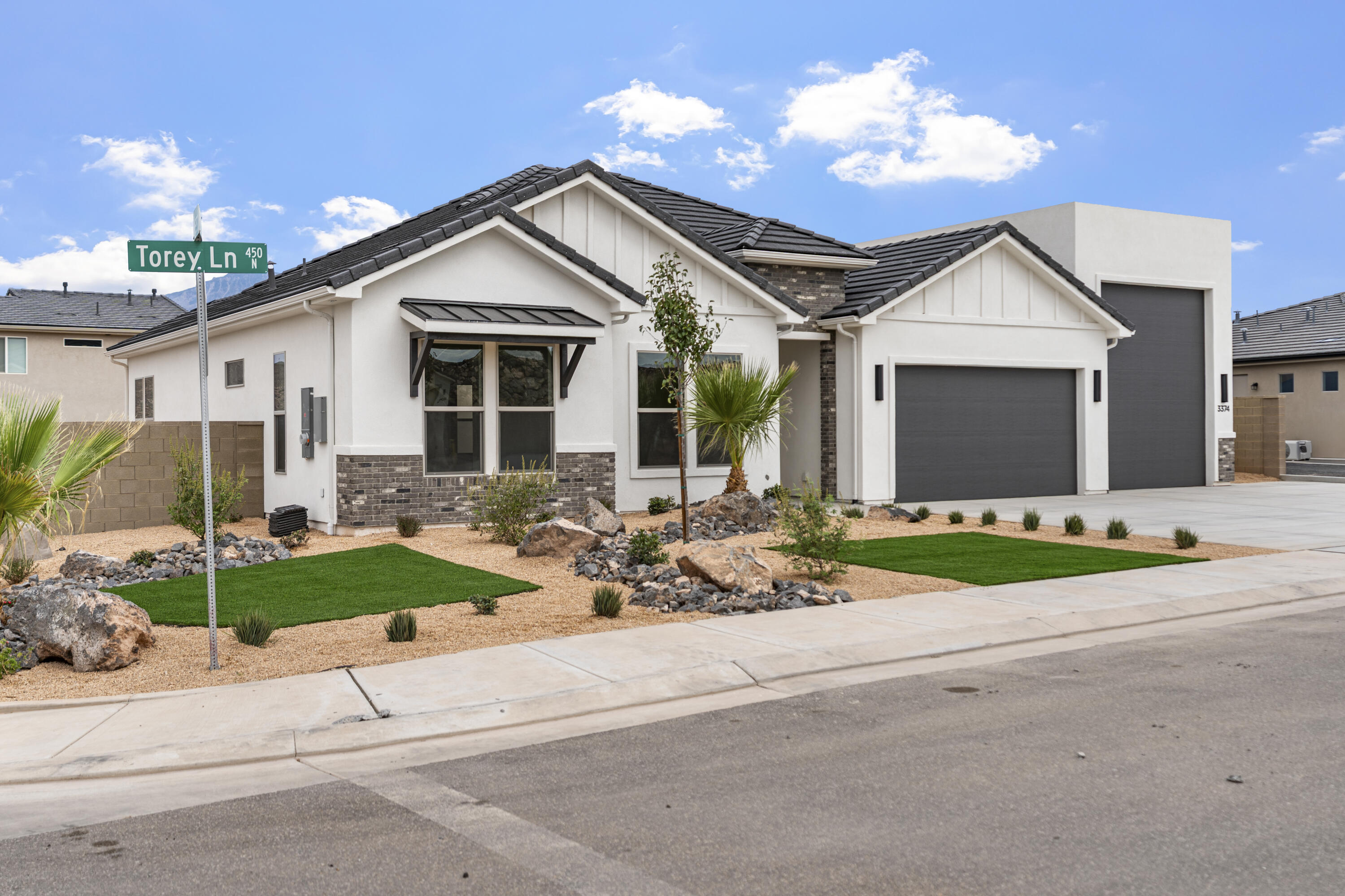 3374 W Torey LN, Hurricane, UT 84737 — photo 1