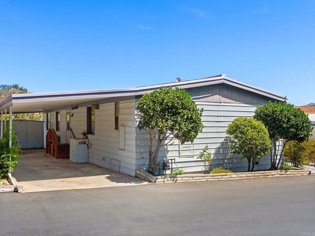 4650 Dulin Road SPC 120, Fallbrook, CA 92028 — photo 1