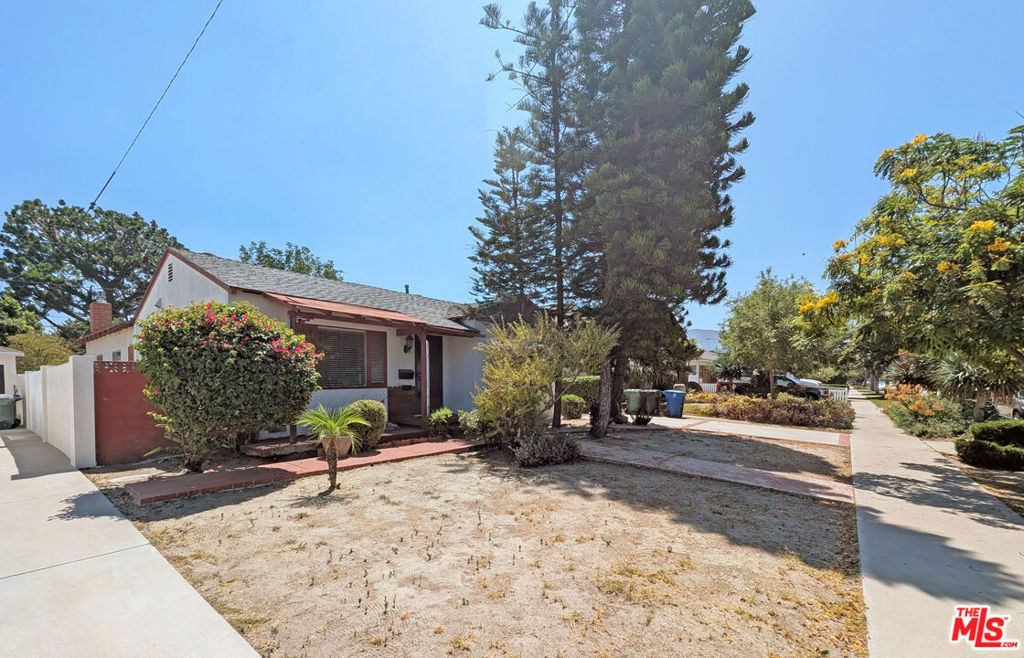 720 N Pass Avenue, Burbank, CA 91505 — photo 1
