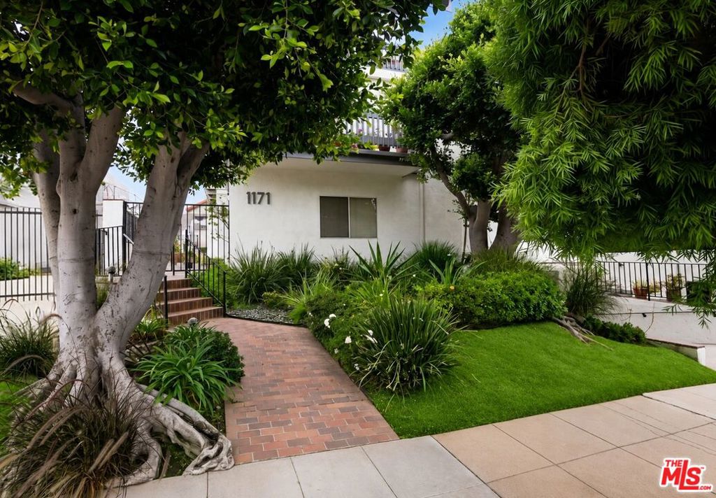1171 Stanford Street 3, Santa Monica, CA 90403 — photo 1