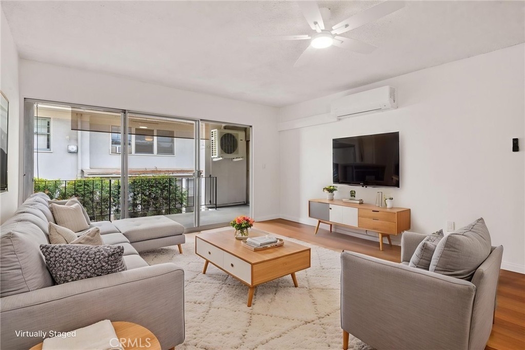 465 S Hudson Avenue 6, Pasadena, CA 91101 — photo 1