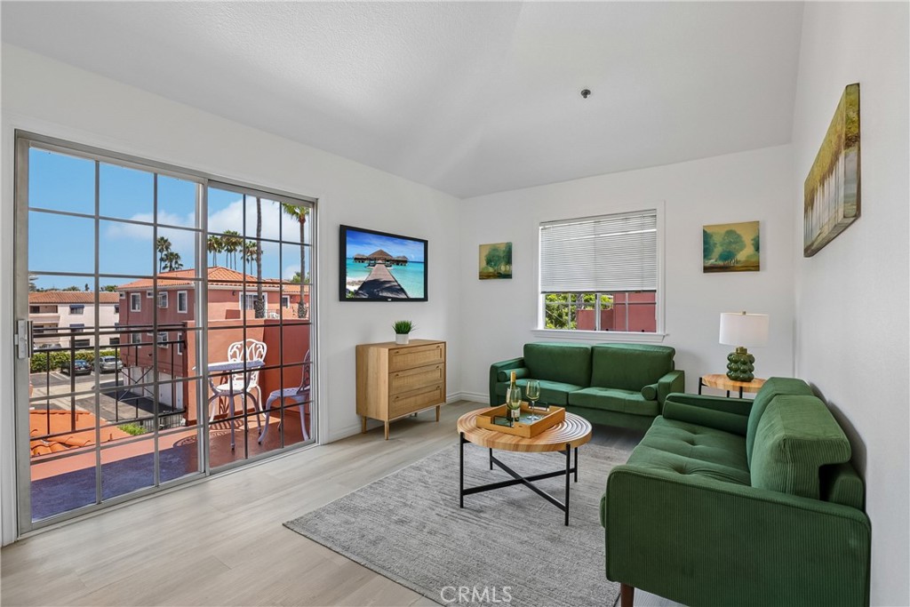 409 Utica A11, Huntington Beach, CA 92648 — photo 1