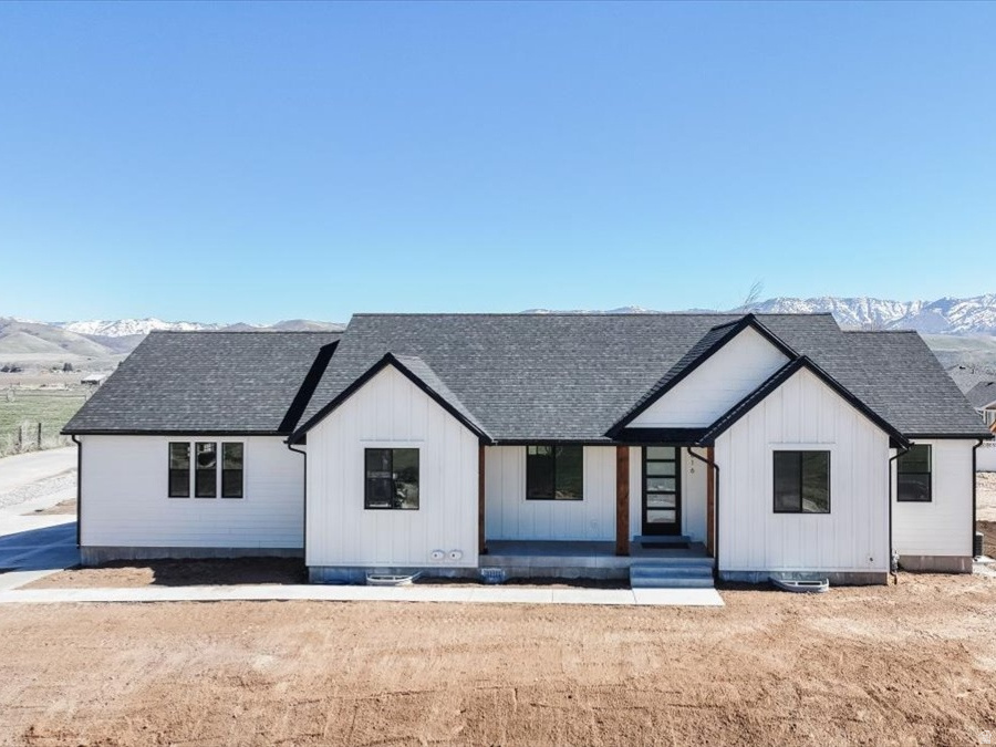 816 S 1100 E, Preston, ID 83263 — photo 1