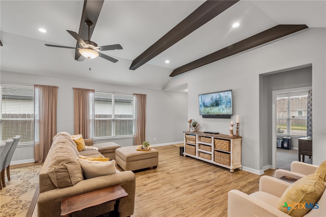 115 Dripping Spring, Victoria, TX 77904 — photo 1