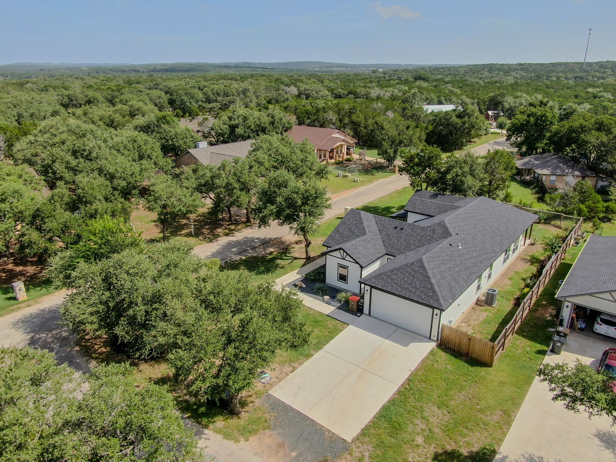 54 Persimmon Dr, Wimberley, TX 78676 — photo 1