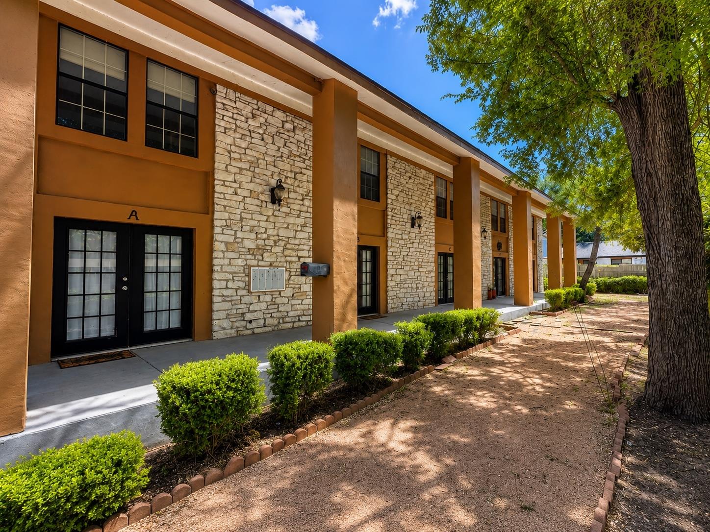1911 Lightsey, Austin, TX 78704 — photo 1
