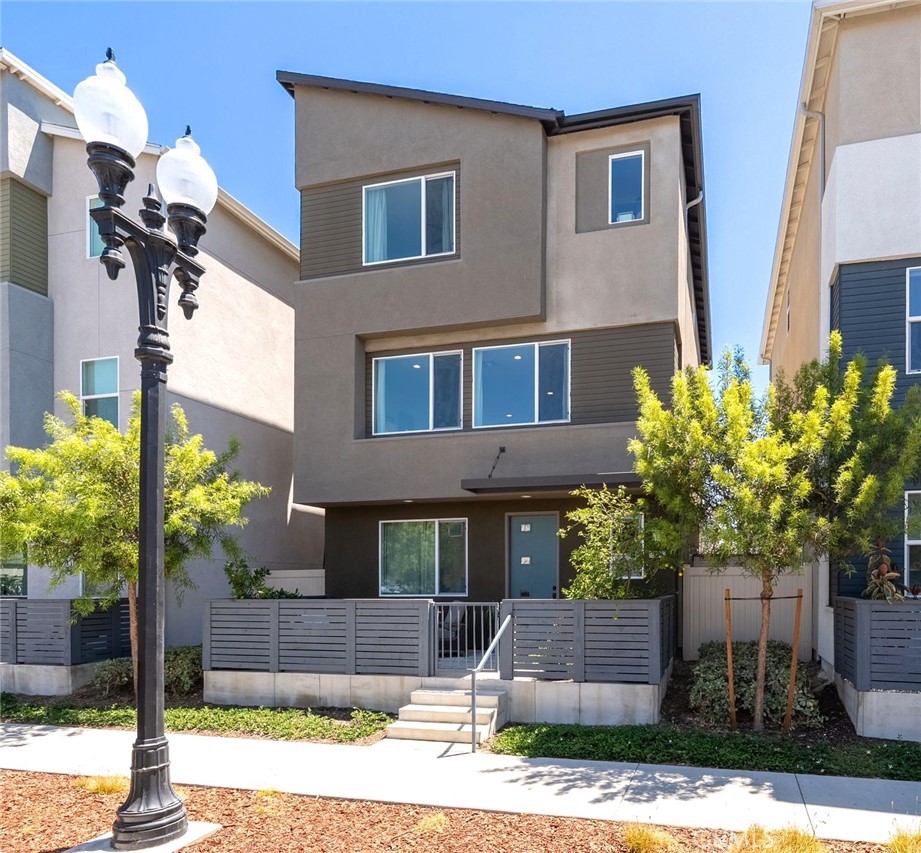 924 E 3rd Street, Santa Ana, CA 92701 — photo 1