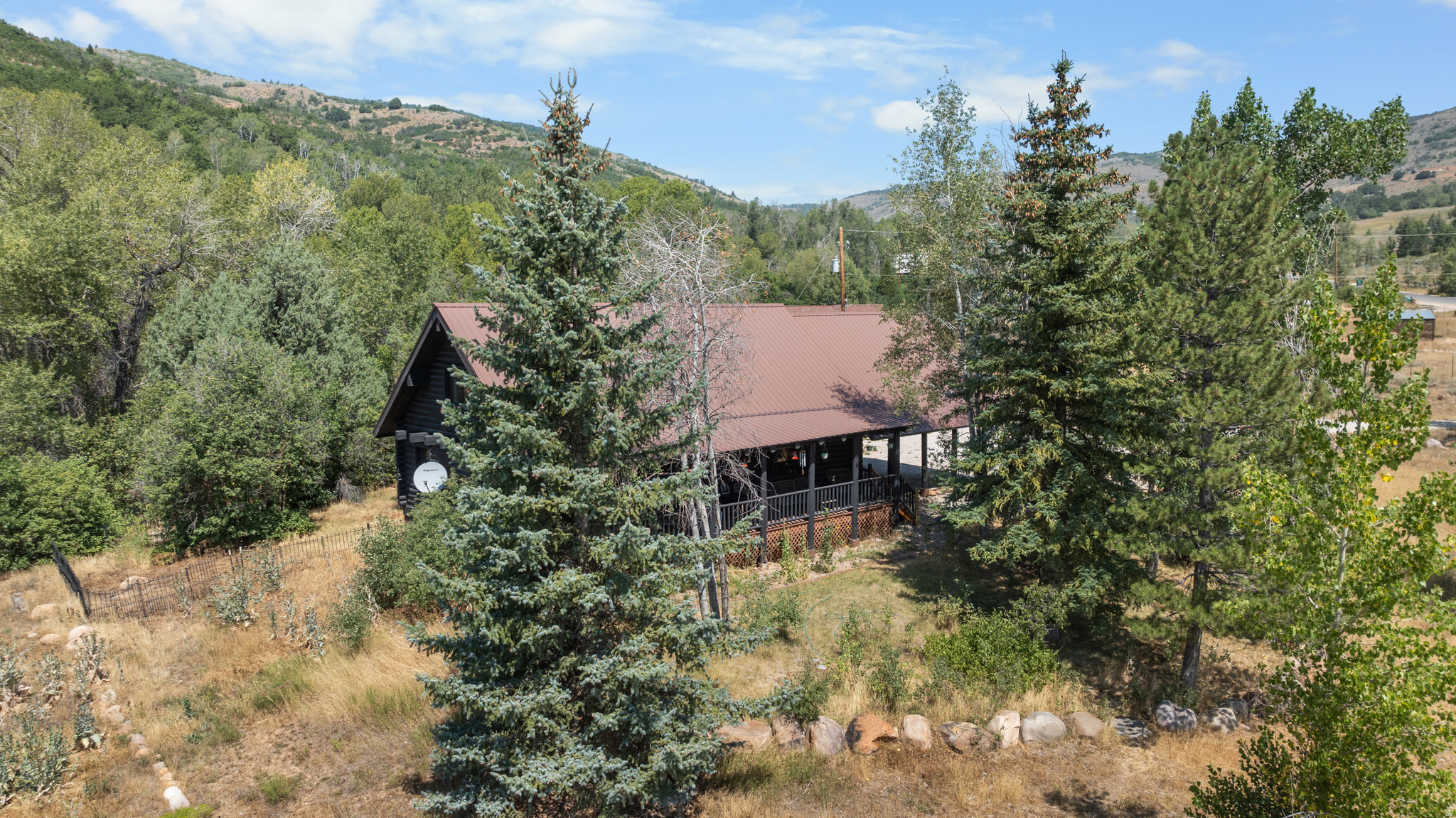 2891 N EVERGREEN PARK DR, Huntsville, UT 84317 — photo 1