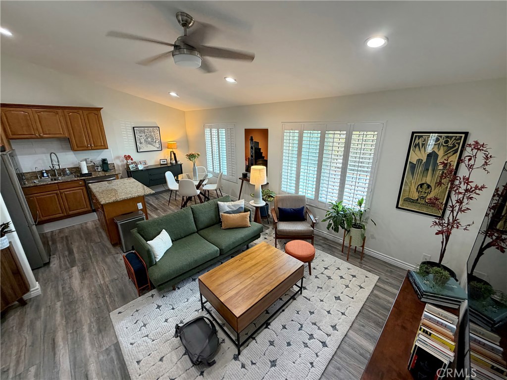 1637 E 5th Street 302, Long Beach, CA 90802 — photo 1