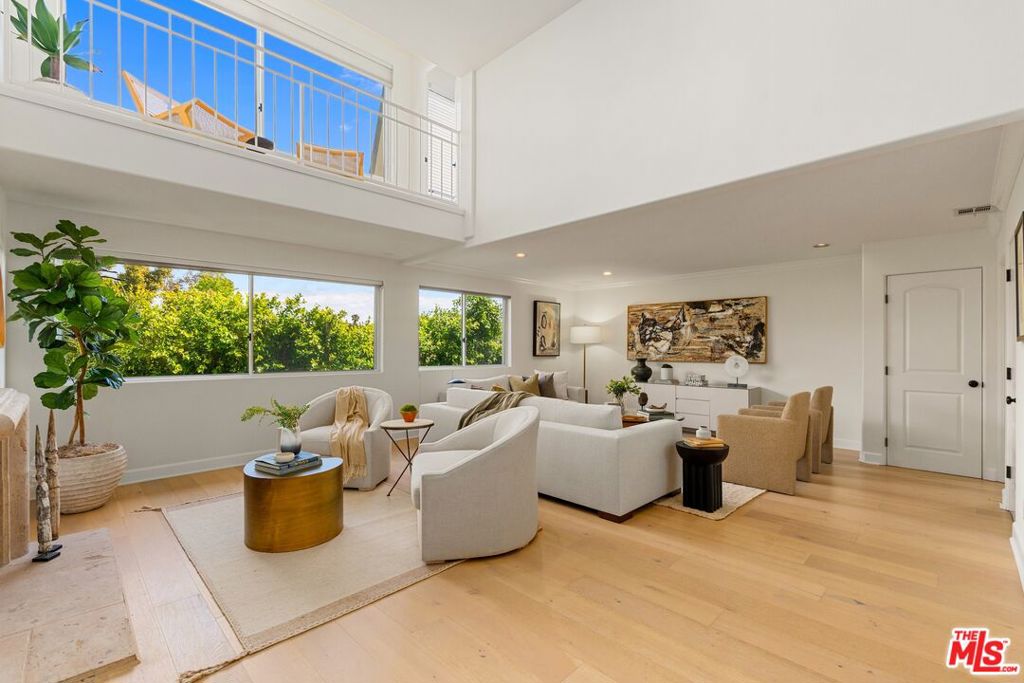 390 S Sepulveda Boulevard 409, Los Angeles, CA 90049 — photo 1