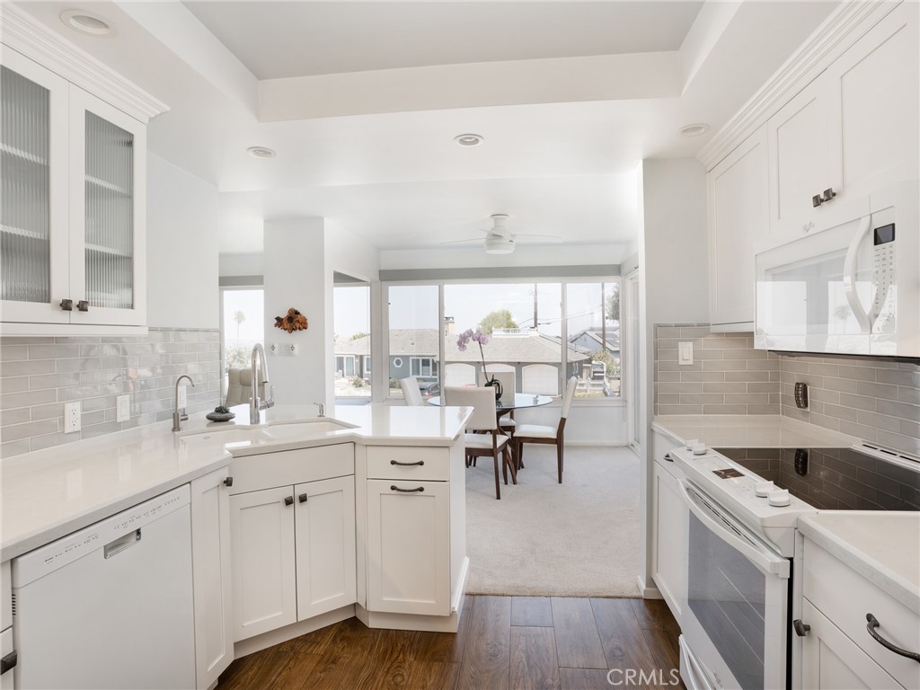 635 Paseo De La Playa 203, Redondo Beach, CA 90277 — photo 1