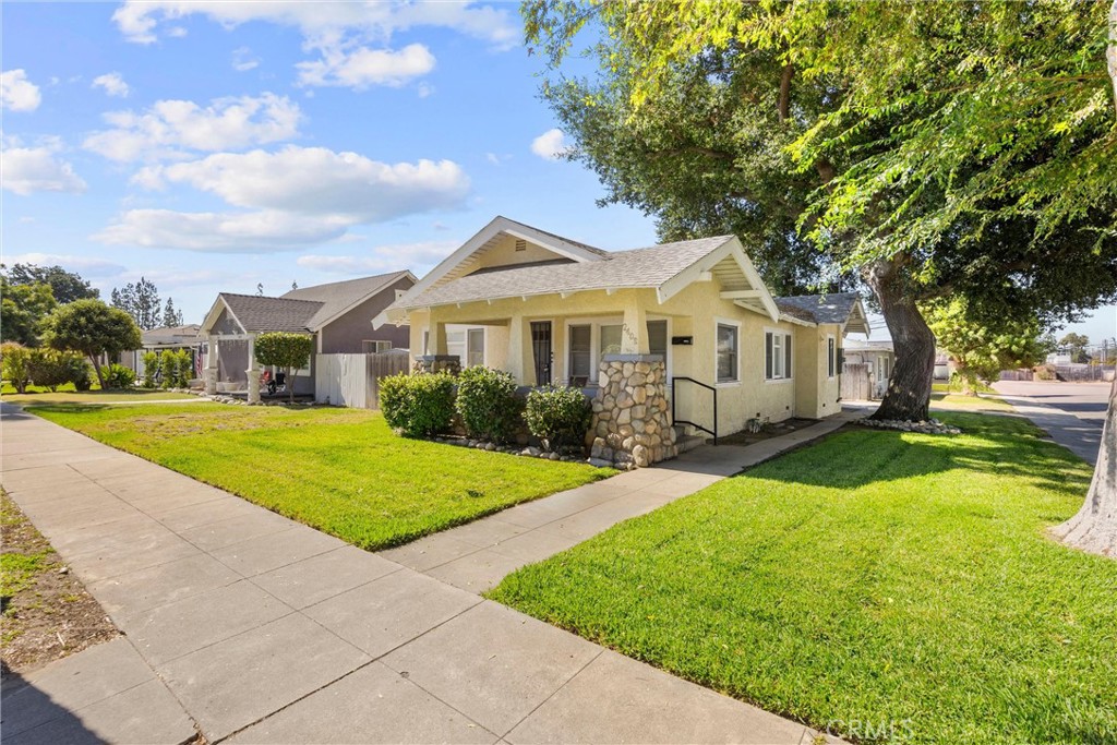 2408 2130 2nd Street, La Verne, CA 91750 — photo 1
