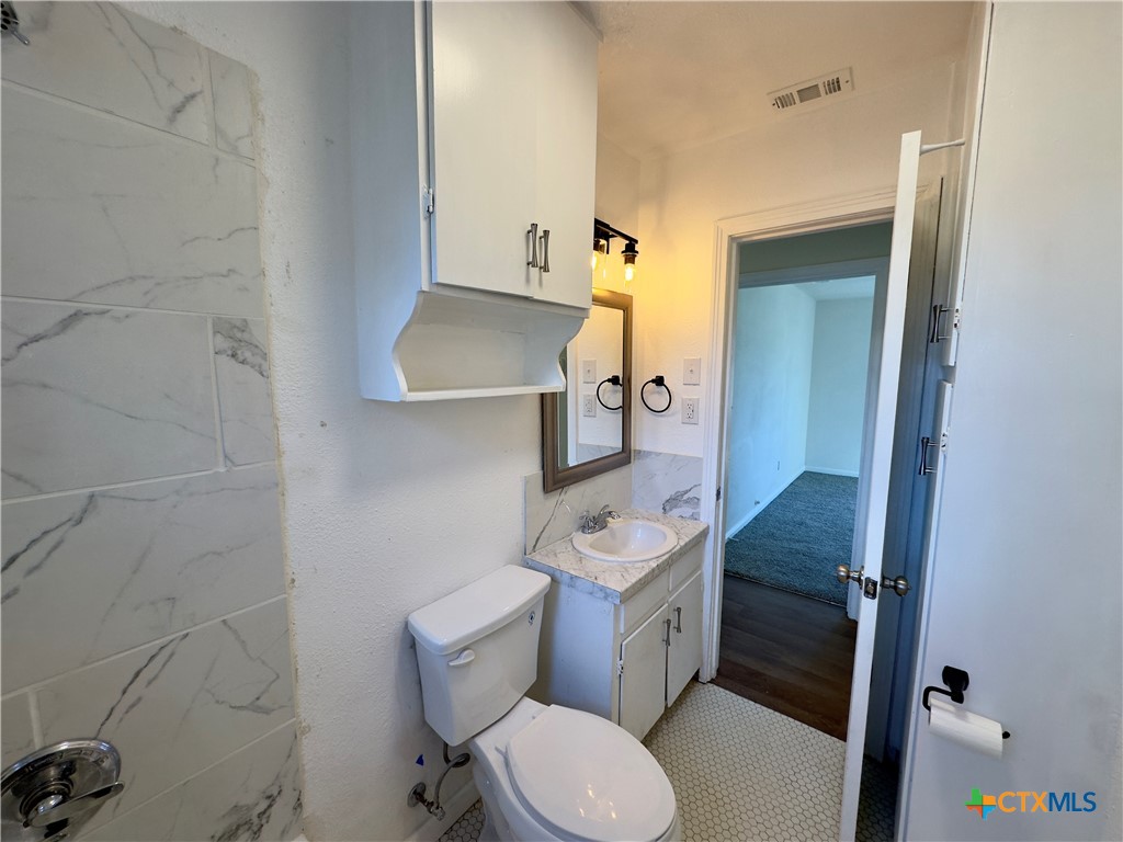 1002 12, Temple, TX 76504 — photo 1