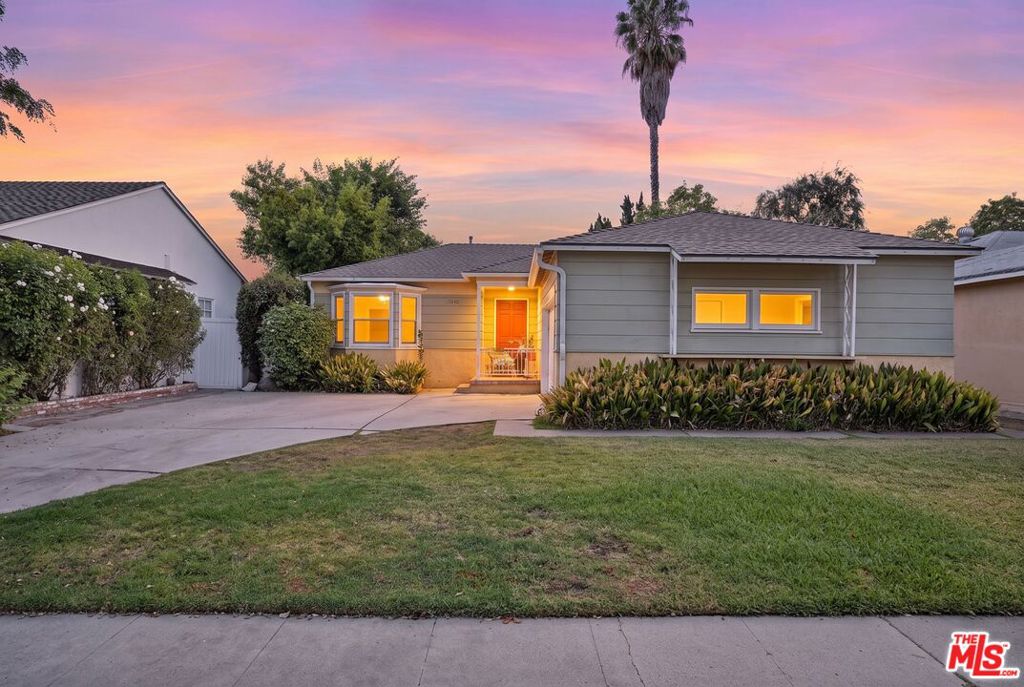 17646 Delano Street, Los Angeles, CA 91316 — photo 1