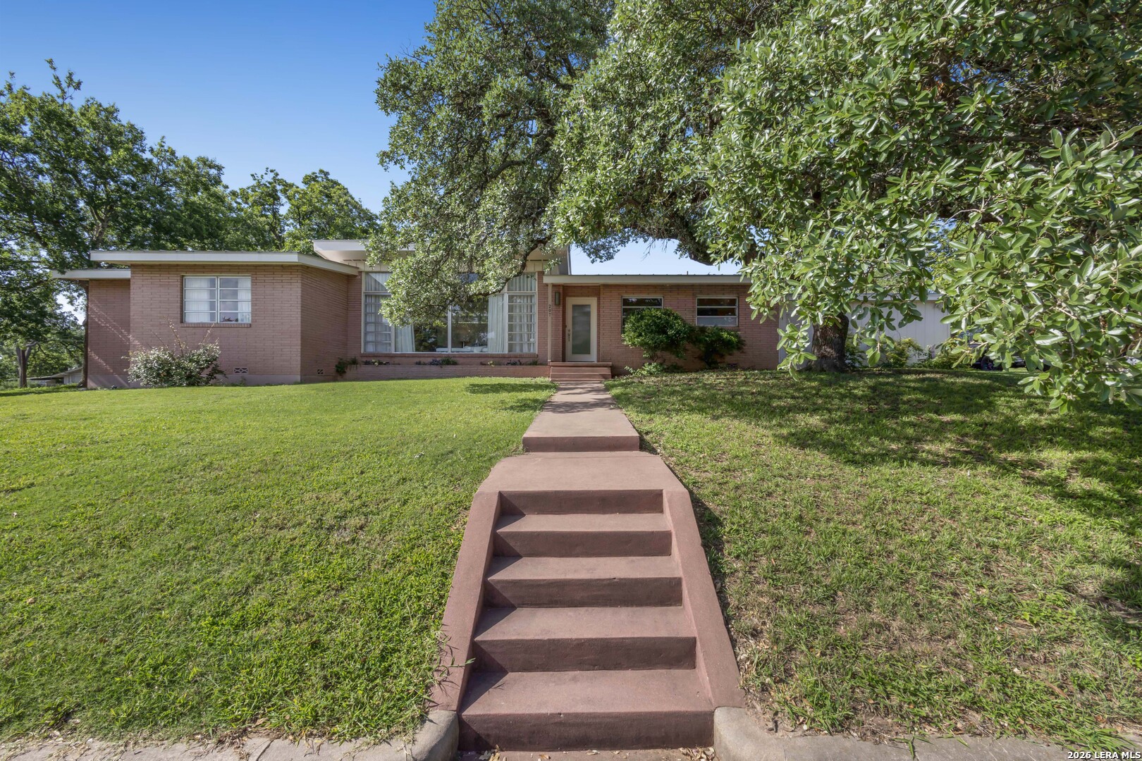 207 WALNUT St, , 78624 — photo 1