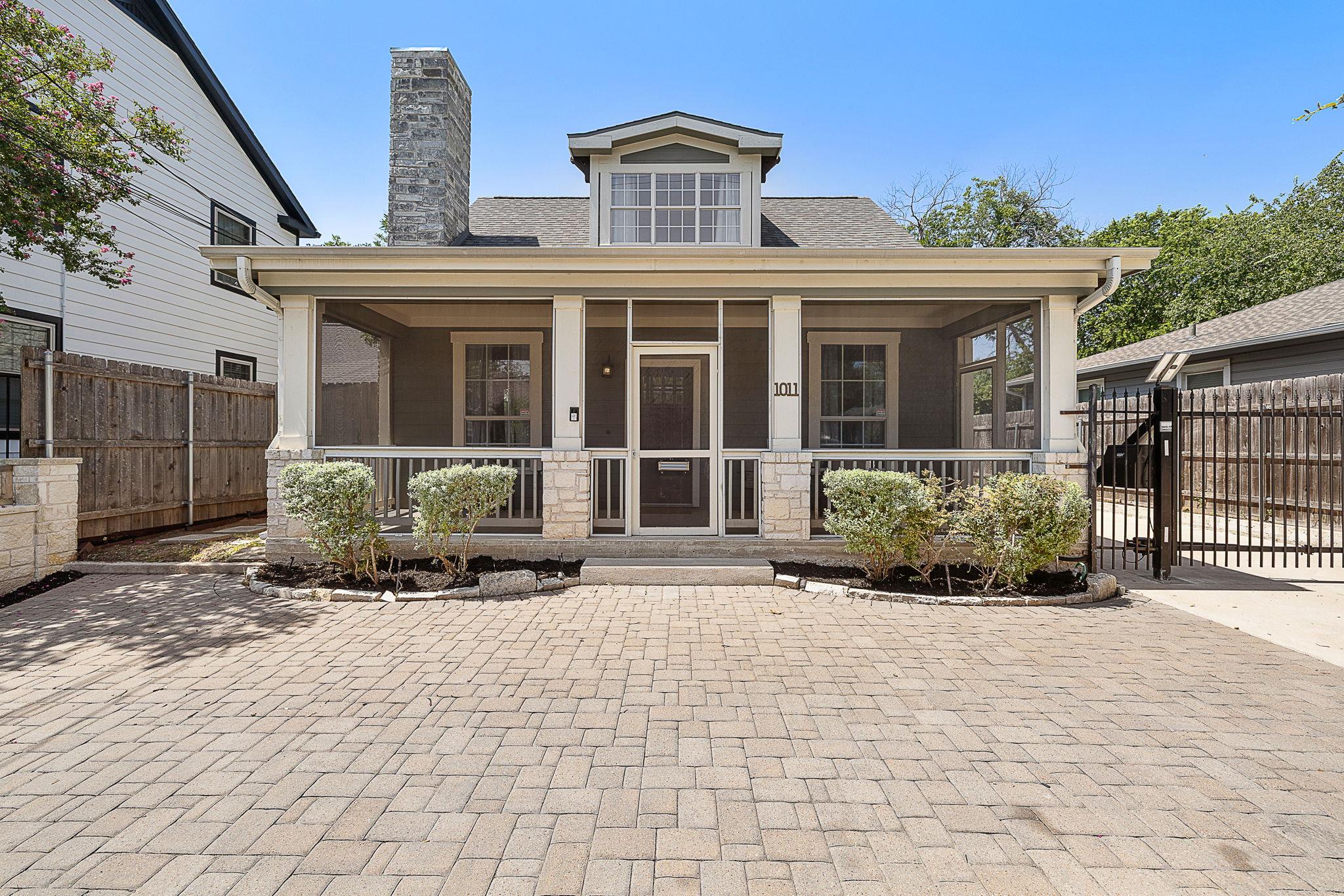 1011 38th 1/2, Austin, TX 78751 — photo 1
