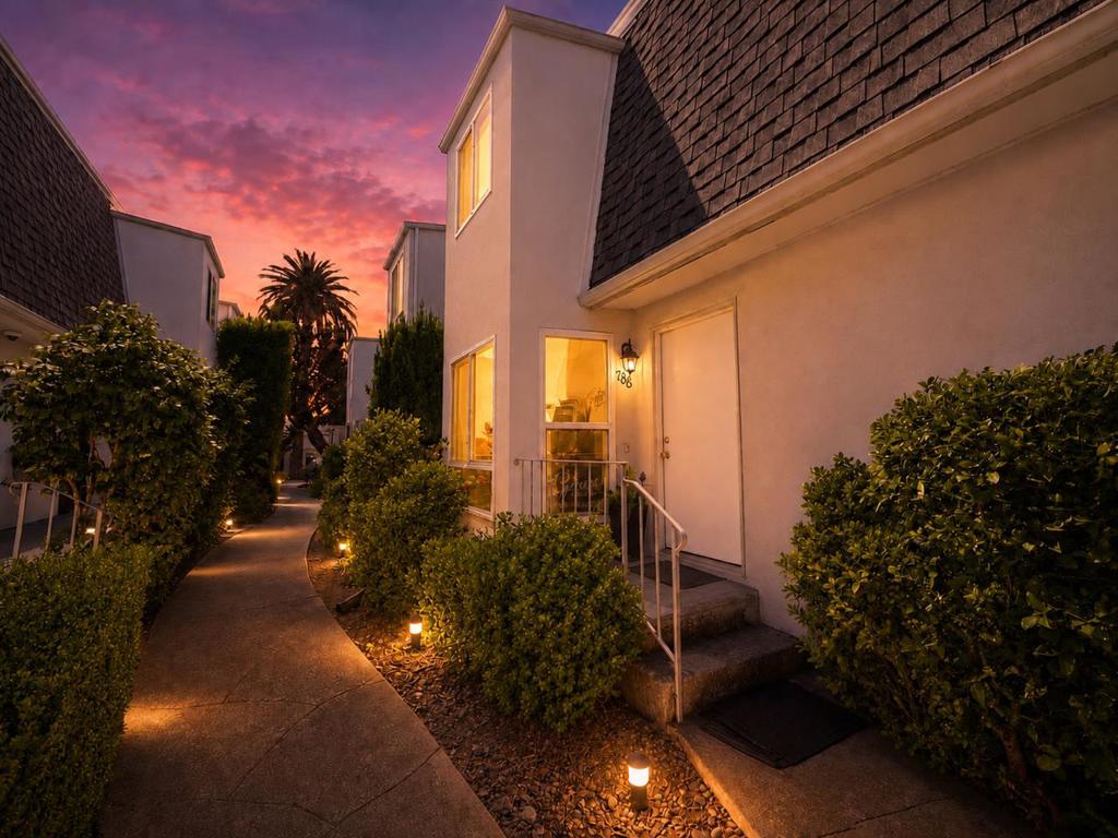 786 Arguello Street 108, Redwood City, CA 94063 — photo 1