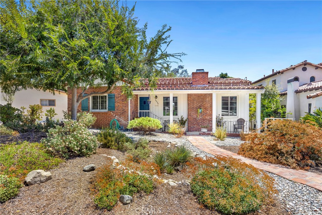 3230 Castera Avenue, Glendale, CA 91208 — photo 1
