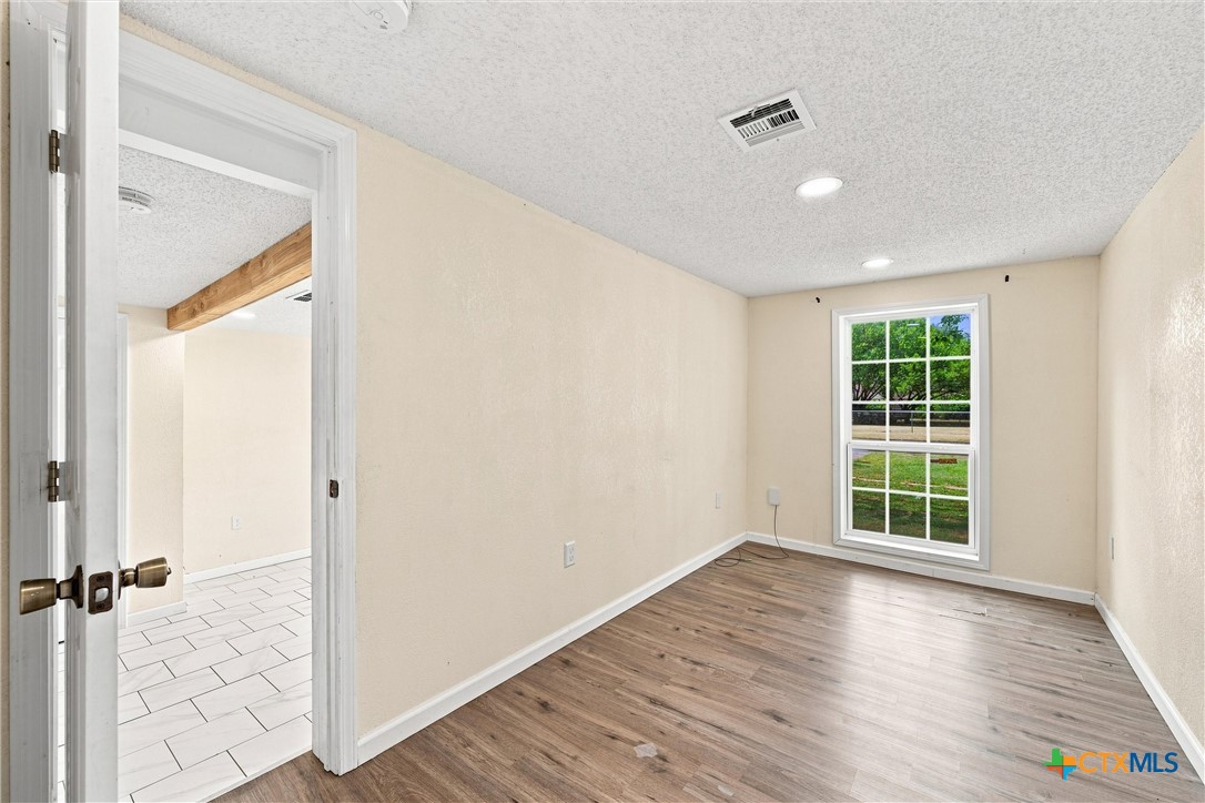 1126 7th, McGregor, TX 76657 — photo 1