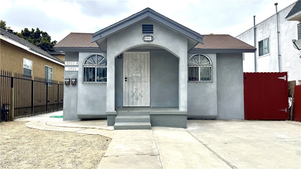 8903 Baring Cross, Los Angeles, CA 90044 — photo 1
