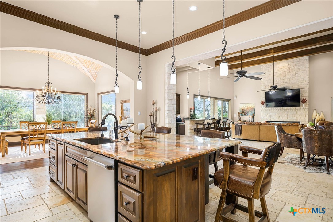 1185 Gruene, New Braunfels, TX 78130 — photo 1