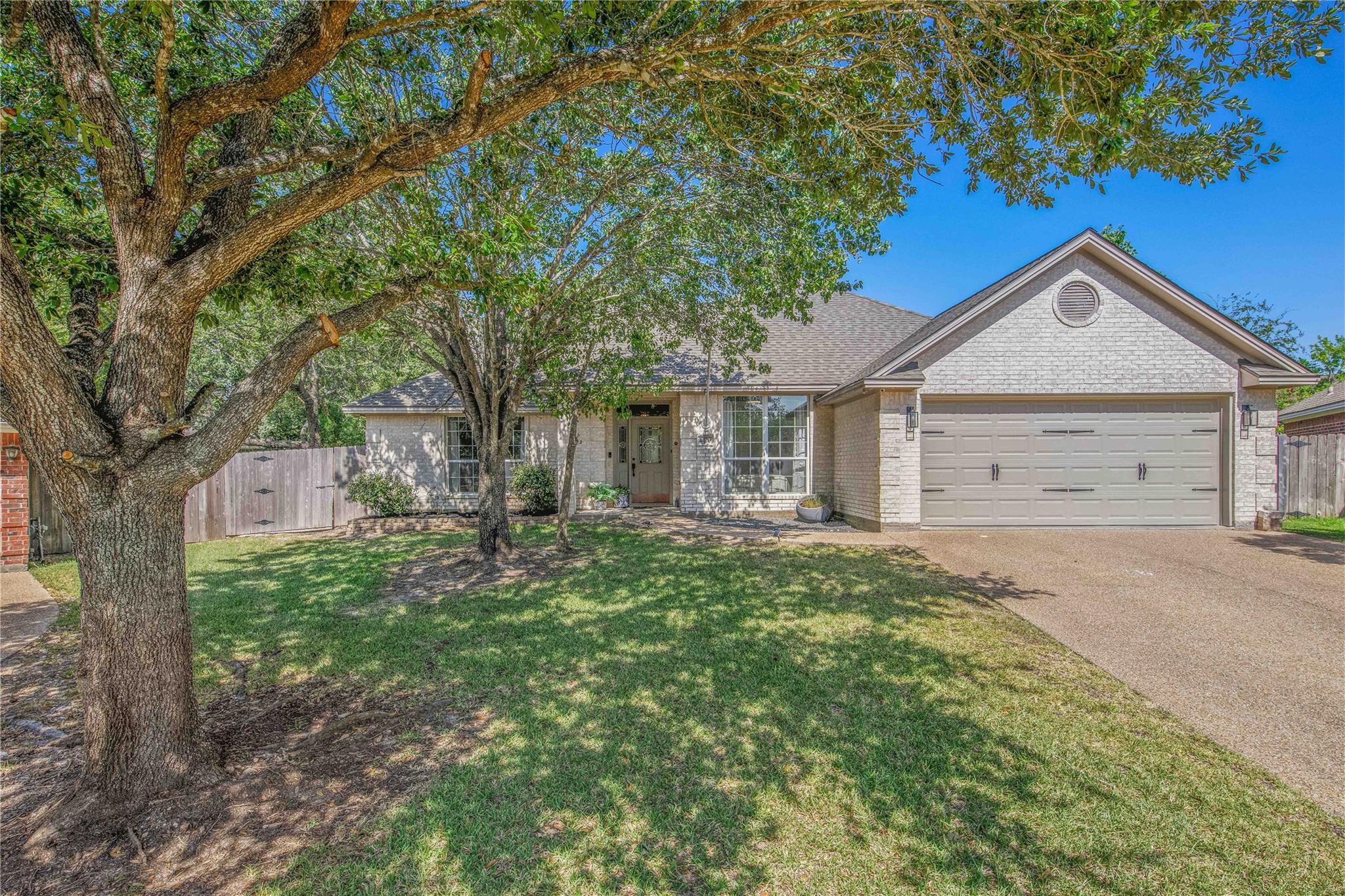 4420 Pickering, College Station, TX 77845 — photo 1