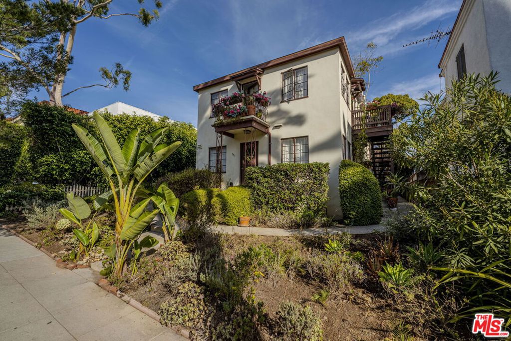 947 17th Street, Santa Monica, CA 90403 — photo 1