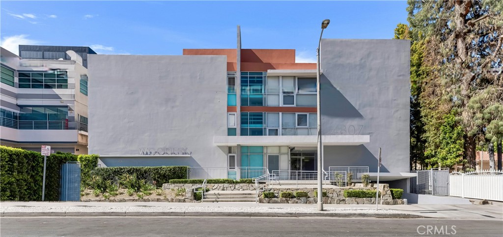 4807 Woodley Avenue 208, Encino, CA 91436 — photo 1