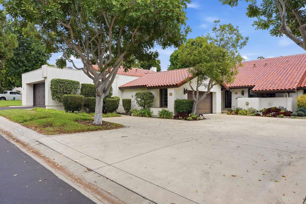 624 Camino Catalina, Solana Beach, CA 92075 — photo 1