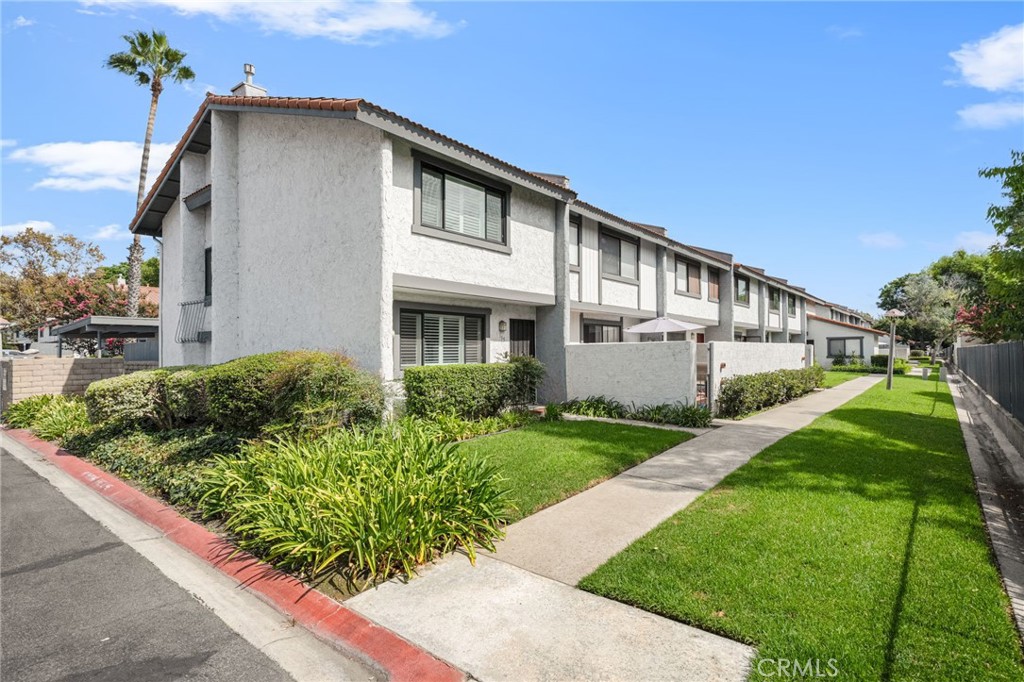 1910 W Palmyra 135, Orange, CA 92868 — photo 1