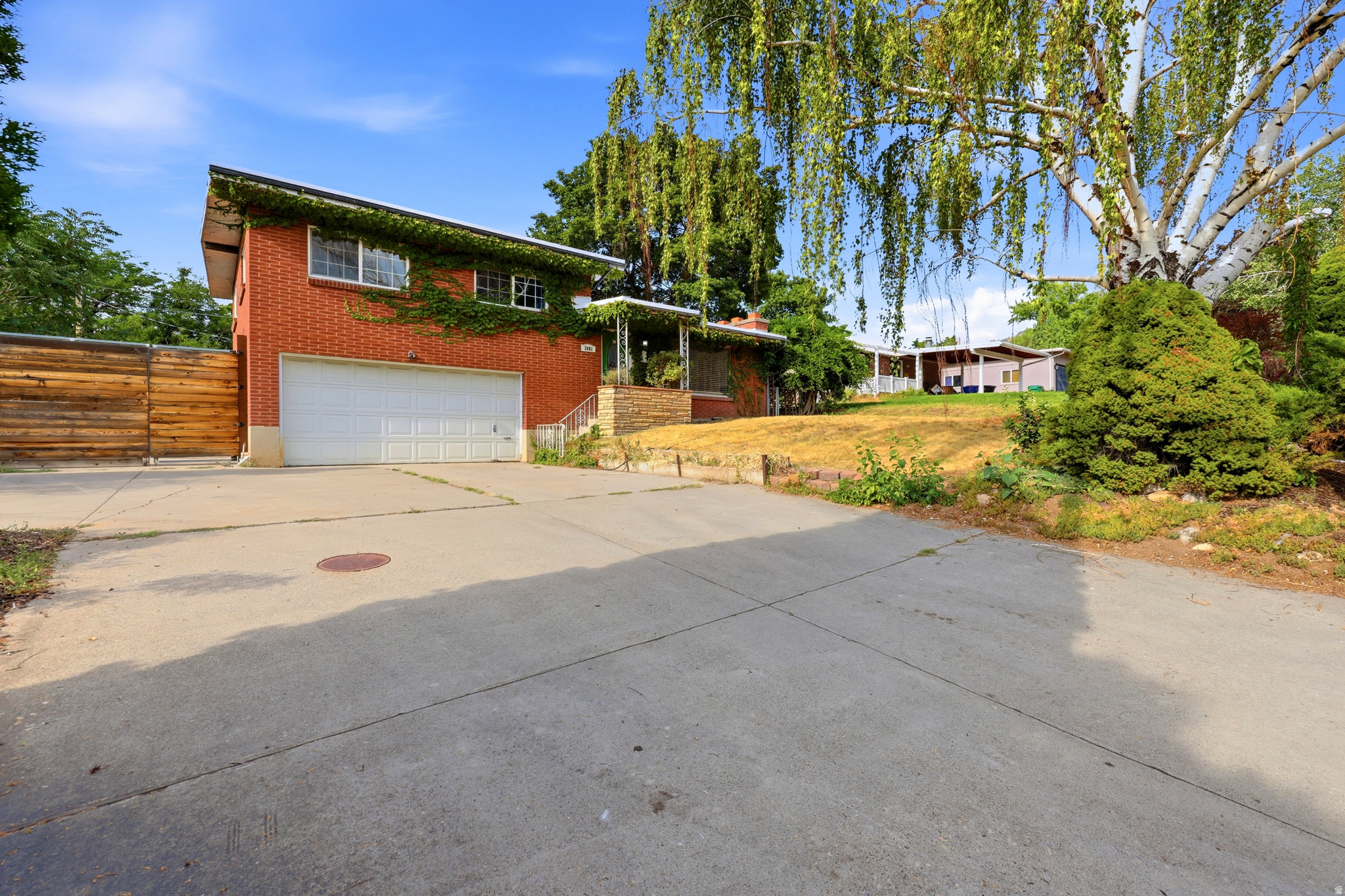 3001 E 4345 S, Holladay, UT 84124 — photo 1