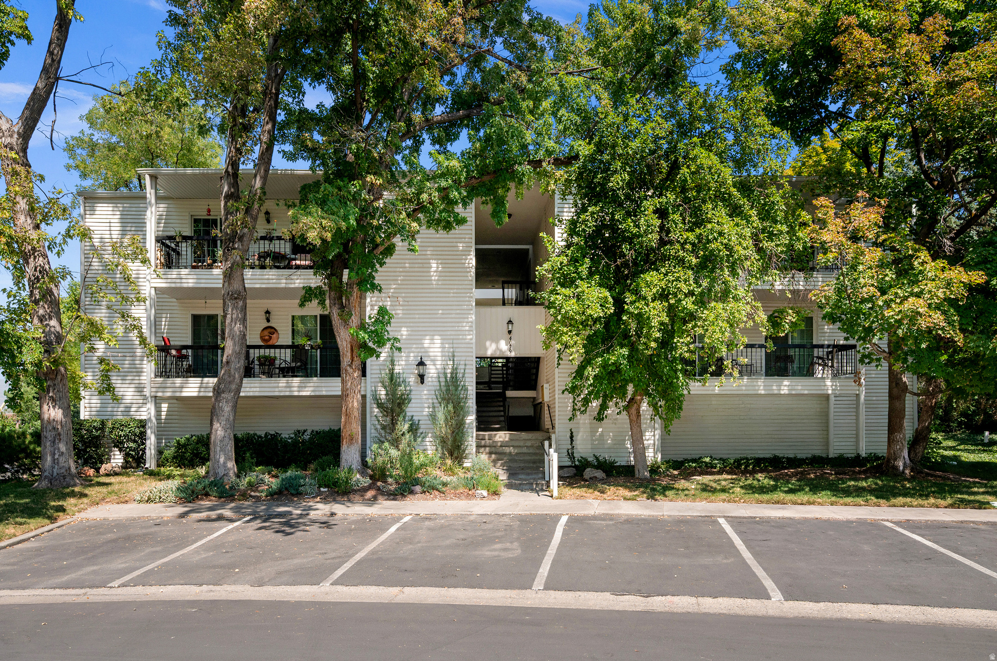 4079 S 685 E #D, Millcreek, UT 84107 — photo 1