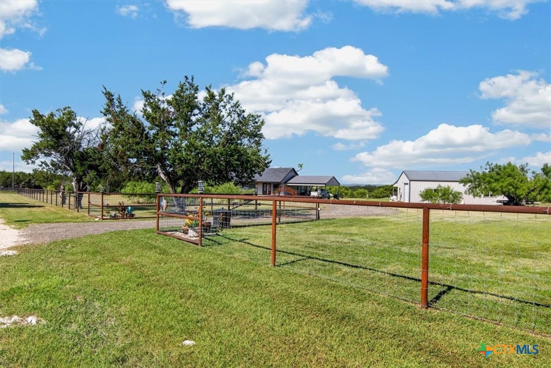 910 Star Lane, Gatesville, TX 76528 — photo 1