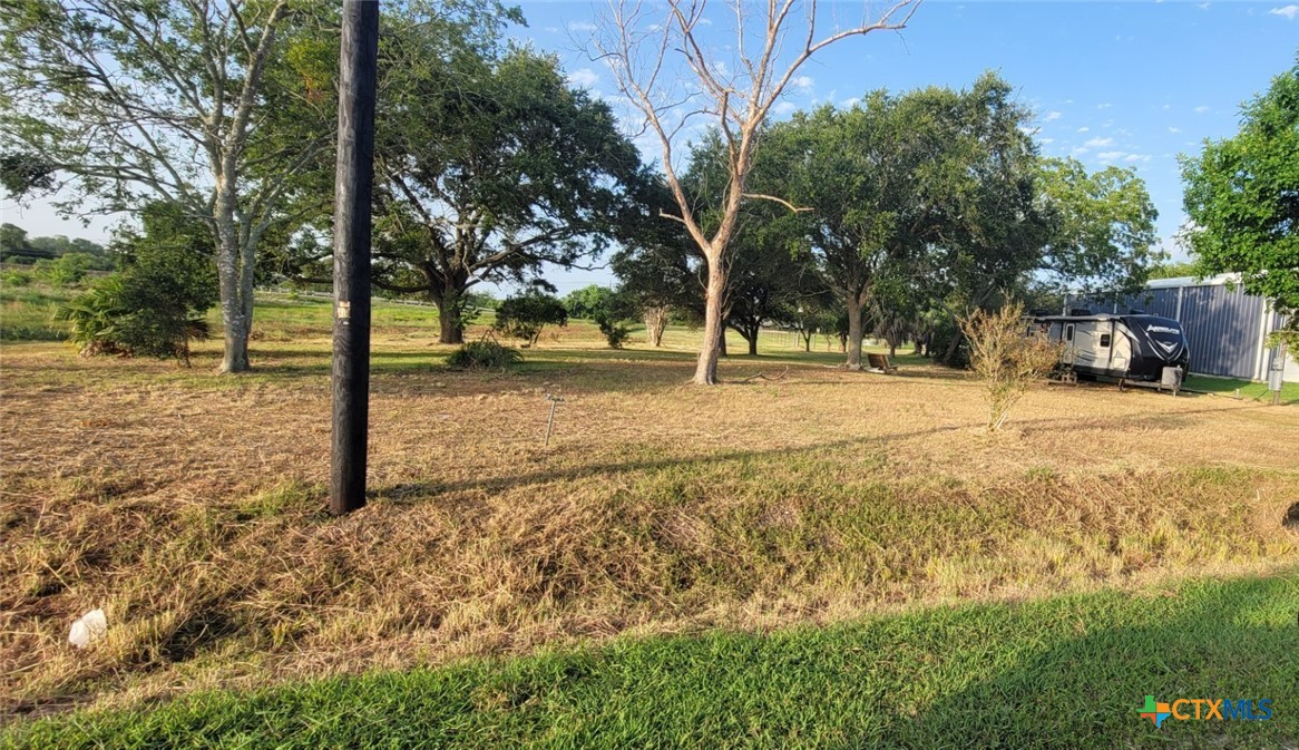 310 E Dallas Avenue 312, Seadrift, TX 77983 — photo 1