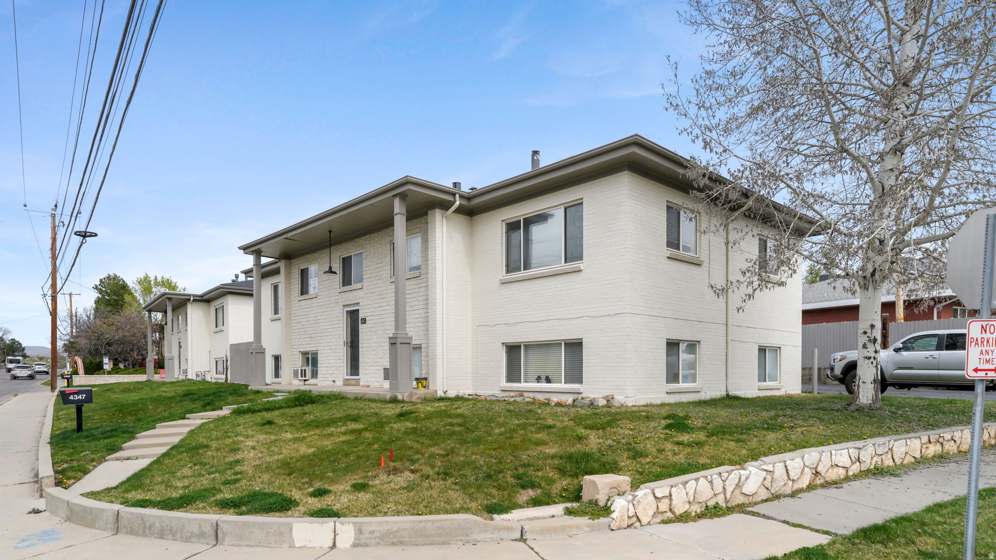 4345 S HIGHLAND DR, Holladay, UT 84124 — photo 1