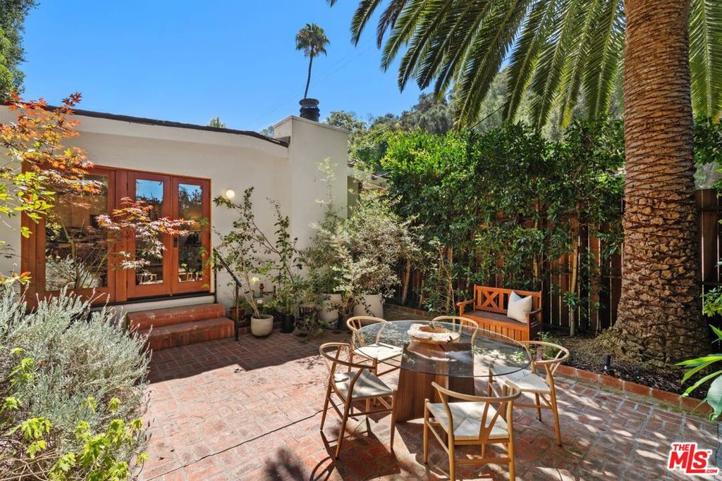 9667 Yoakum Drive, Los Angeles, CA 90210 — photo 1
