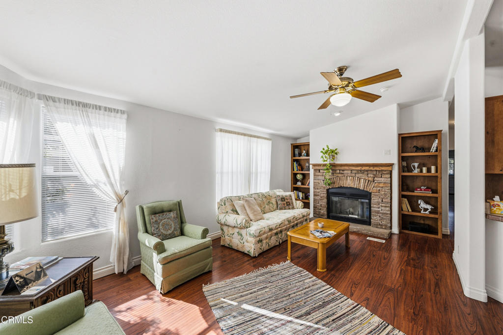 4201 Topanga Canyon Boulevard 61, Woodland Hills, CA 91364 — photo 1