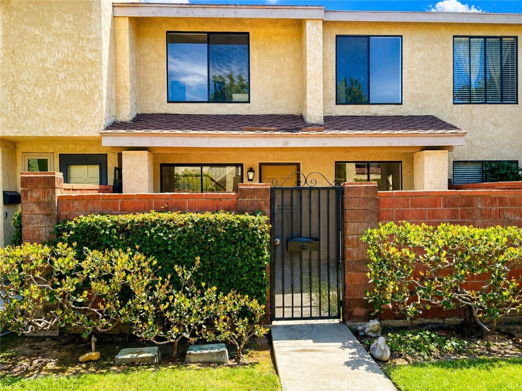 961 W Lamark, Anaheim, CA 92802 — photo 1