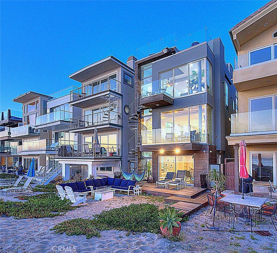 99 A Surfside