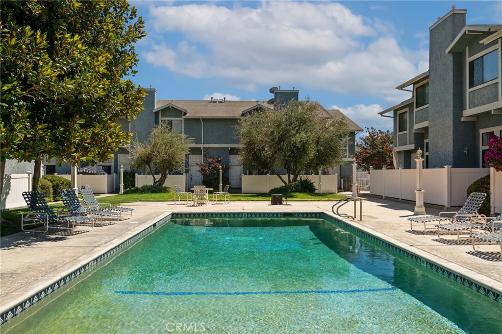 15106 Nordhoff, Los Angeles, CA 91343 — photo 1