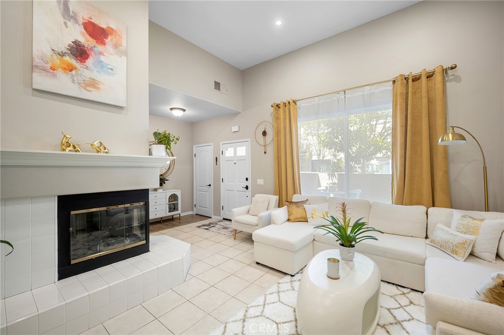 25703 Holiday Circle C