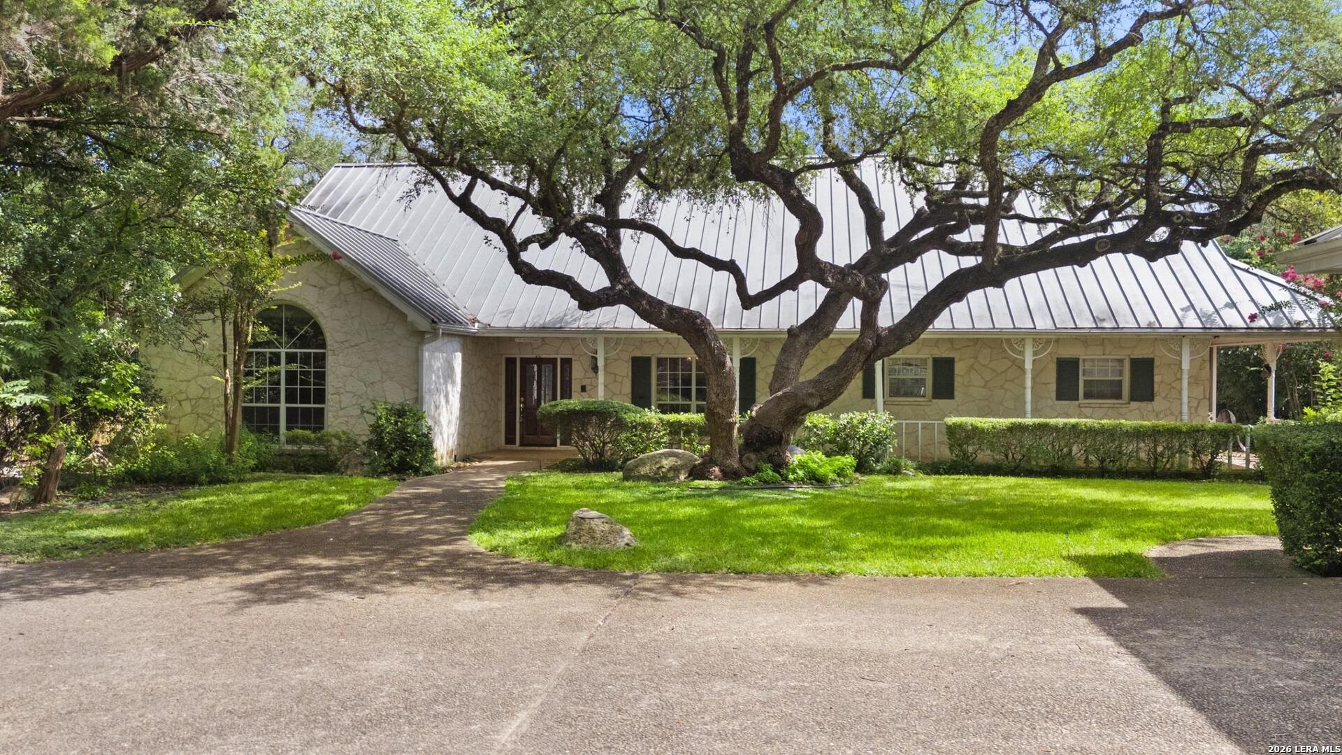 1731 Riada Dr, New Braunfels, TX 78132 — photo 1