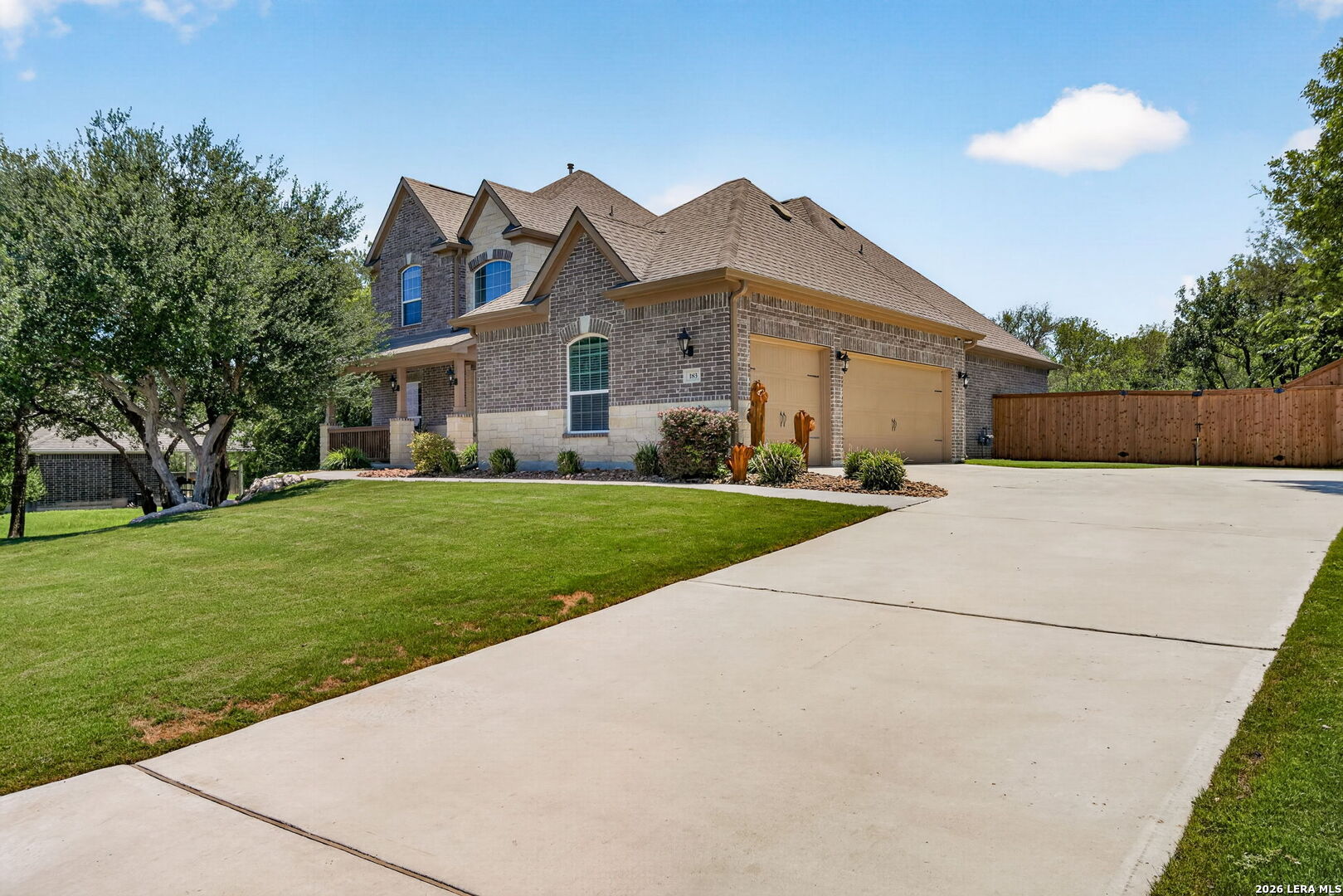 183 Lantana Path, ,  78009 — photo 1