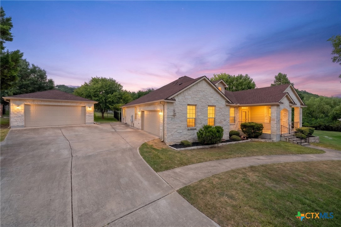 2018 Blue Heron Lane, Harker Heights, TX 76548 — photo 1