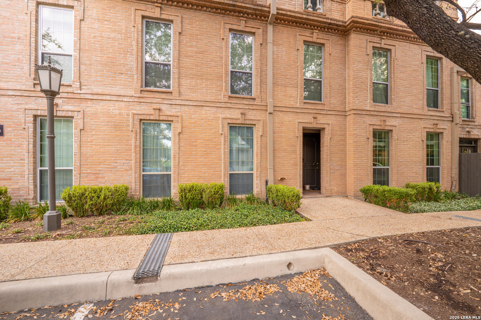 7707 Broadway, San Antonio, TX 78209 — photo 1